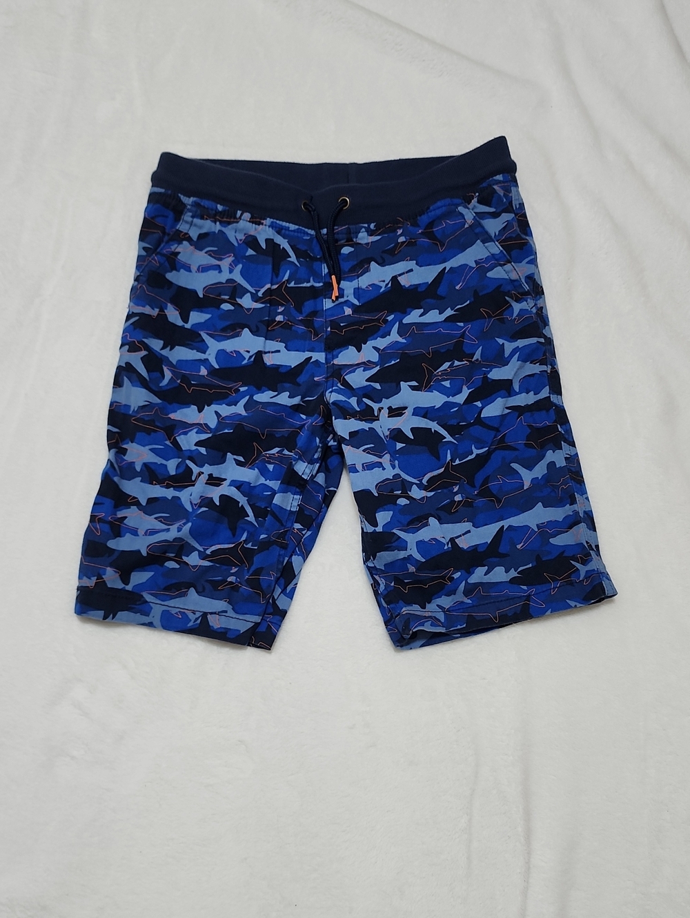 Kid's Blue Camo Shark-Print Shorts XXL 18